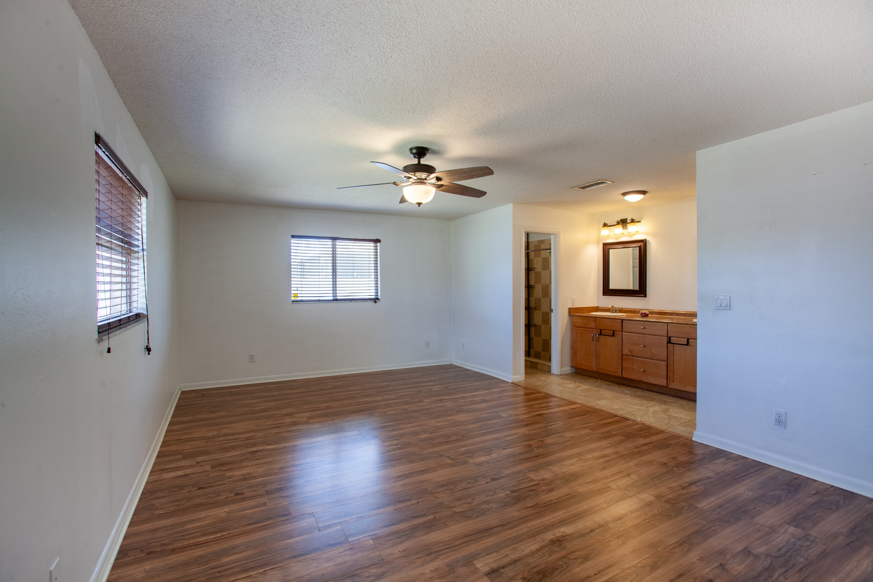 8109 Sanibel Boulevard