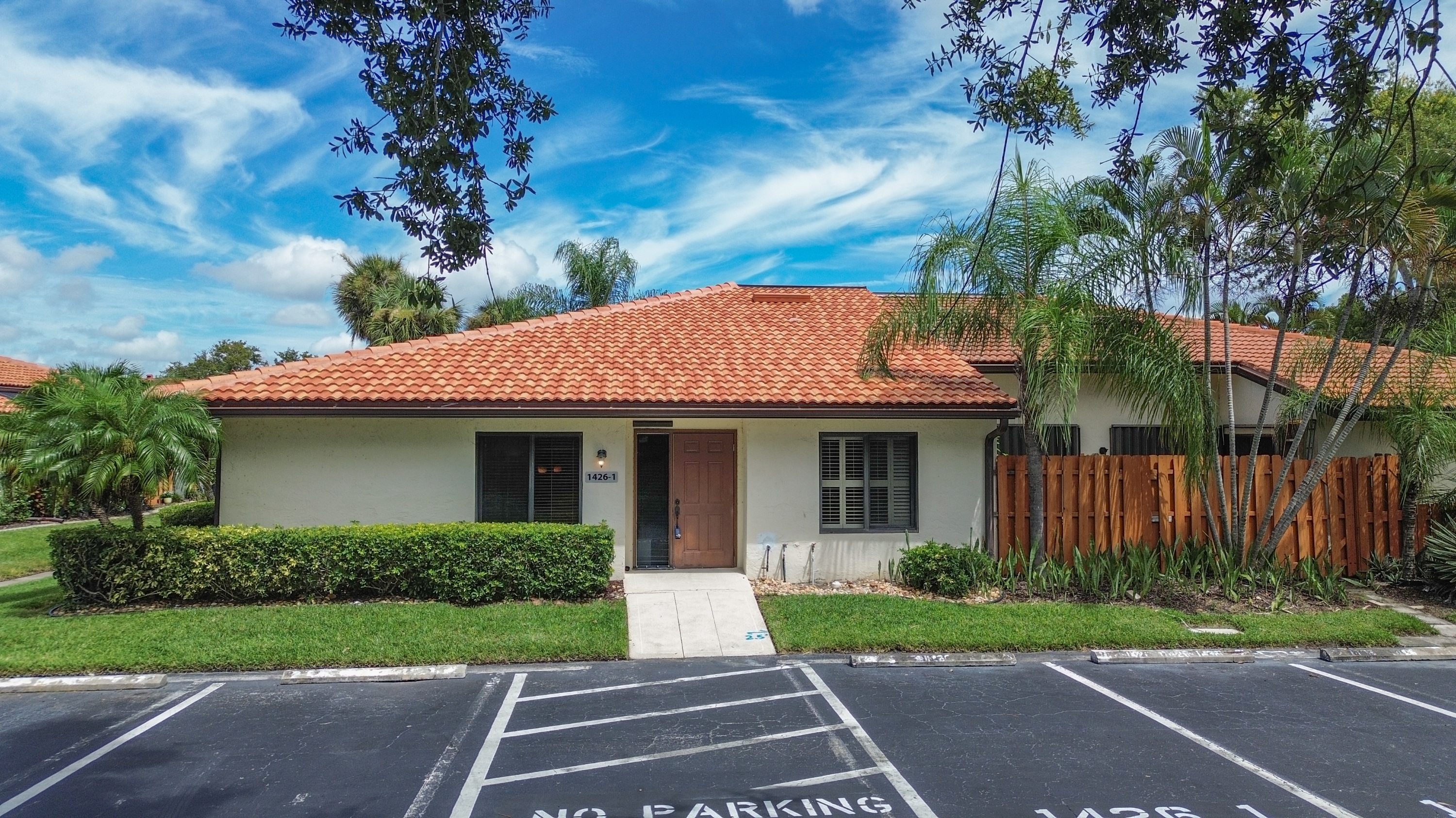 1426 Park Shore Circle #1 - 1